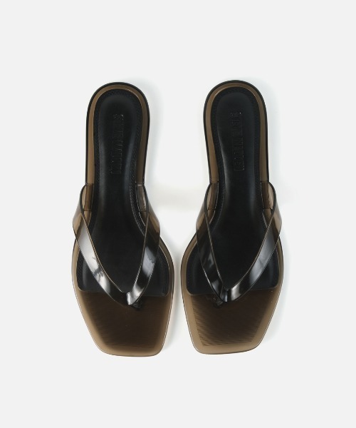 STEVE MADDEN(スティーブマデン)の「クリアフラットトングサンダル/S.MADDEN TRELLA-J-XS(サンダル・レディース・スモーク/クリア・22.5cm/23.5cm/24.0cm/25.0-25.5)」の16枚目の写真