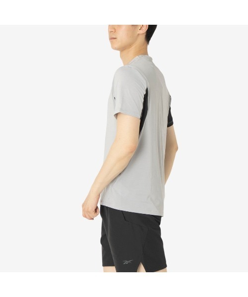 Reebok(リーボック)の「チル アスリート Tシャツ / RBK CHILL ATHLETE TEE(Tシャツ/カットソー・メンズ・グレー/ブラック・X-LARGE/SMALL/LARGE/MEDIUM)」の11枚目の写真