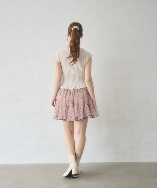 Siel(シエル)の「フリルデザインボタンカーディガン 冬服(カーディガン/ボレロ・レディース・ピンク/ライトブルー/グレー/ホワイト・FREE)」の12枚目の写真