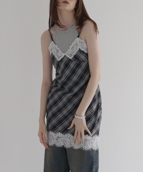 Mili affinity（ミリアフィニティー）の「レース付きチェックミニワンピース（キャミソール・レディース・ブラウン/ネイビー・FREE）」の15枚目の写真