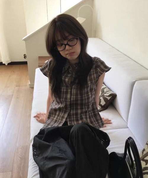 LYEON（リヨン）の「キャップスリーブチェックシャツ（シャツ/ブラウス・レディース・ネイビー/ブラウン/キャメル・FREE）」の17枚目の写真