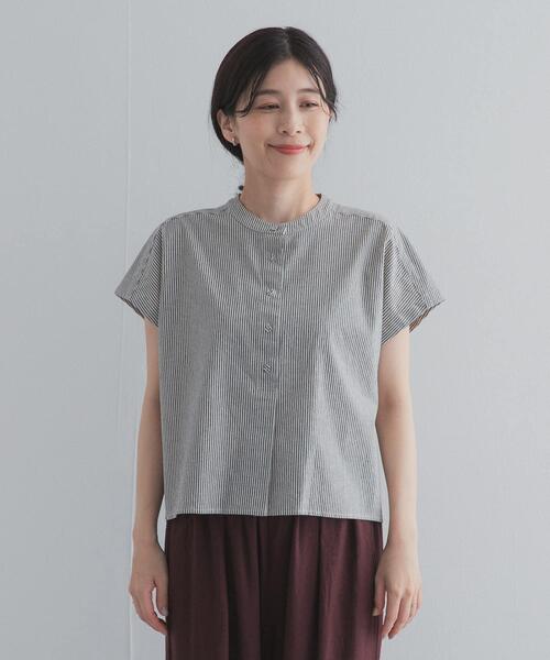 URBAN RESEARCH DOORS(アーバンリサーチドアーズ)の「ストライプクロップドブラウス(シャツ/ブラウス・レディース・ミント/ブラック/ブルー・FREE)」の5枚目の写真