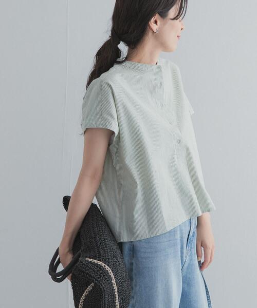 URBAN RESEARCH DOORS(アーバンリサーチドアーズ)の「ストライプクロップドブラウス(シャツ/ブラウス・レディース・ミント/ブラック/ブルー・FREE)」の12枚目の写真