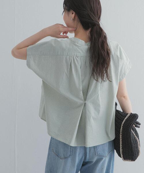 URBAN RESEARCH DOORS(アーバンリサーチドアーズ)の「ストライプクロップドブラウス(シャツ/ブラウス・レディース・ミント/ブラック/ブルー・FREE)」の13枚目の写真