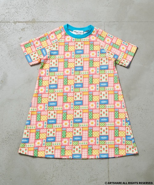 pairmanon(ペアマノン)の「【wiggle wiggle】ガールズ 総柄 リンガー襟 半袖 Tシャツ ワンピース(ワンピース・キッズ・ブルー/オレンジ/ピンク・90/100/110/120/130/140/150)」の19枚目の写真