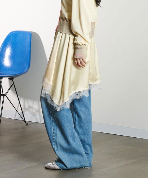 ROSE BUD(ローズバッド)の「LACE HEM SATIN SKIRT(スカート・レディース・ブラウン/ライトイエロー・ONE SIZE)」の3枚目の写真