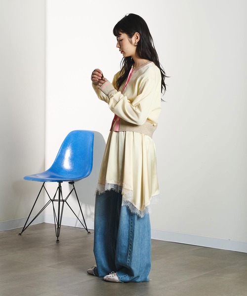 ROSE BUD(ローズバッド)の「LACE HEM SATIN SKIRT(スカート・レディース・ブラウン/ライトイエロー・ONE SIZE)」の6枚目の写真