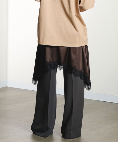 ROSE BUD(ローズバッド)の「LACE HEM SATIN SKIRT(スカート・レディース・ブラウン/ライトイエロー・ONE SIZE)」の10枚目の写真