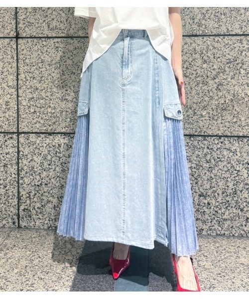 LUGIVA(ルギヴァ)の「【LUGIVA/ルギバ】サイドプリーツデニムスカート(スカート・レディース・ブルー系その他/ライトベージュ・FREE)」の2枚目の写真
