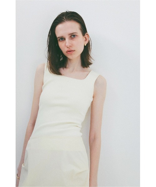 CLANE(クラネ)の「SQUARE TANK KNIT TOPS 10106-2313(ニット/セーター・メンズ・ブラック/ホワイト・2)」の2枚目の写真