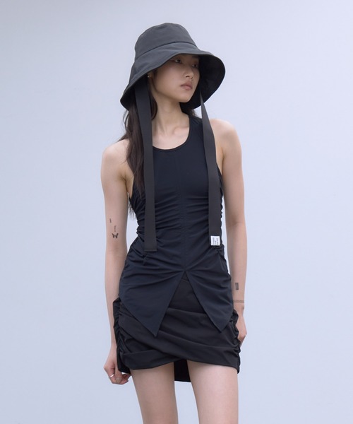 THINGS THAT MATTER(シングス ザット マター)の「BACK CUTOUT GATHERED TANK / バック カットアウト ギャザード タンク(タンクトップ・レディース・ブラック/ホワイト/ブラウン・FREE)」の15枚目の写真