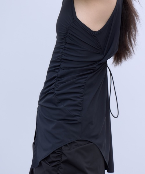 THINGS THAT MATTER(シングス ザット マター)の「BACK CUTOUT GATHERED TANK / バック カットアウト ギャザード タンク(タンクトップ・レディース・ブラック/ホワイト/ブラウン・FREE)」の13枚目の写真
