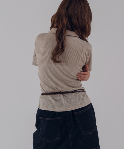 MUHET（ミュエータ）の「sheer stripe gathered polo top / シアーボーダーギャザーポロ（ポロシャツ・レディース・ブラウン/ネイビー・FREE）」の8枚目の写真