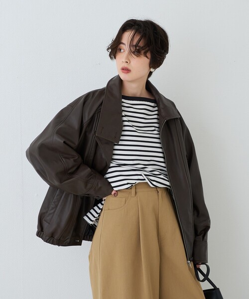 Rouge vif(ルージュヴィフ)の「ラムレザースタンドカラーブルゾン(ブルゾン・レディース・ブラウン/ブラック・フリー)」の21枚目の写真