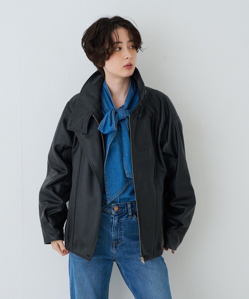 Rouge vif(ルージュヴィフ)の「ラムレザースタンドカラーブルゾン(ブルゾン・レディース・ブラウン/ブラック・フリー)」の9枚目の写真