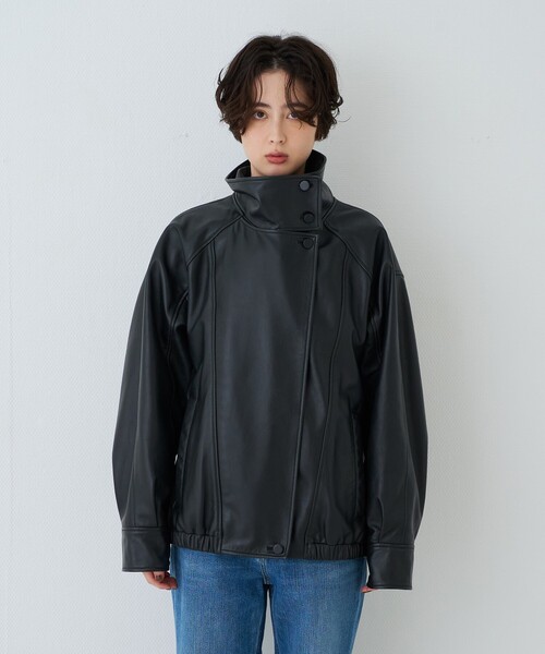 Rouge vif(ルージュヴィフ)の「ラムレザースタンドカラーブルゾン(ブルゾン・レディース・ブラウン/ブラック・フリー)」の9枚目の写真