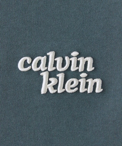 Calvin Klein(カルバン・クライン)の「Calvin Klein/ SS RLXD 300 GSM HIGH PILE TEE / 4RG248G 秋服 冬服(Tシャツ/カットソー・メンズ・アッシュグレー/グリーン系その他・M/L/XL)」の4枚目の写真