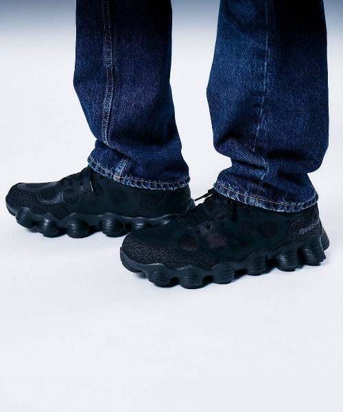 Reebok(リーボック)の「ATV-19+ R00139(スニーカー・メンズ・ブラック・27.0cm/26.5cm/28.0cm/27.5cm)」の1枚目の写真