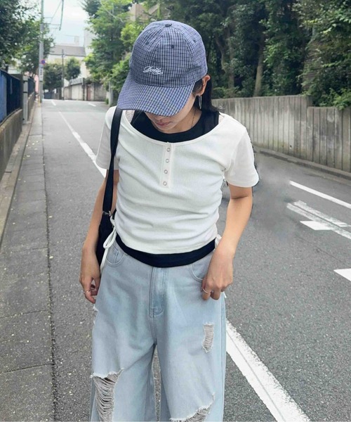 AS KNOW AS plus(アズノゥアズプラス)の「☆シャーリングリボン レイヤードヘンリーネックリブTシャツ(Tシャツ/カットソー・レディース・チャコール/オフホワイト/カモフラージュ・FREE)」の4枚目の写真