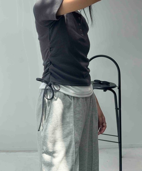 AS KNOW AS plus(アズノゥアズプラス)の「☆シャーリングリボン レイヤードヘンリーネックリブTシャツ(Tシャツ/カットソー・レディース・チャコール/オフホワイト/カモフラージュ・FREE)」の15枚目の写真