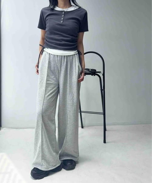 AS KNOW AS plus(アズノゥアズプラス)の「☆シャーリングリボン レイヤードヘンリーネックリブTシャツ(Tシャツ/カットソー・レディース・チャコール/オフホワイト/カモフラージュ・FREE)」の18枚目の写真