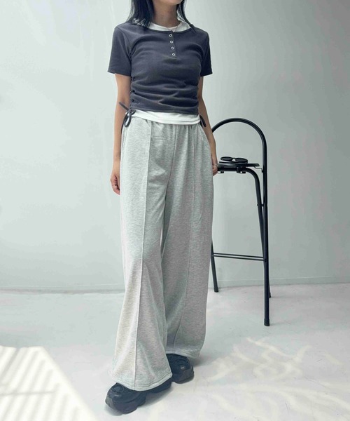 AS KNOW AS plus(アズノゥアズプラス)の「☆シャーリングリボン レイヤードヘンリーネックリブTシャツ(Tシャツ/カットソー・レディース・チャコール/オフホワイト/カモフラージュ・FREE)」の19枚目の写真
