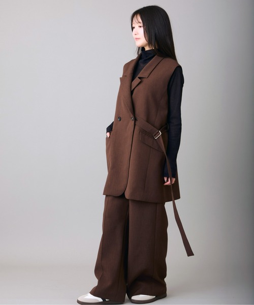 AVIE(アビィ)の「ベルトオーバーサイズパンツ(テーラードジャケット・レディース・ブラウン/ブラック・38)」の10枚目の写真