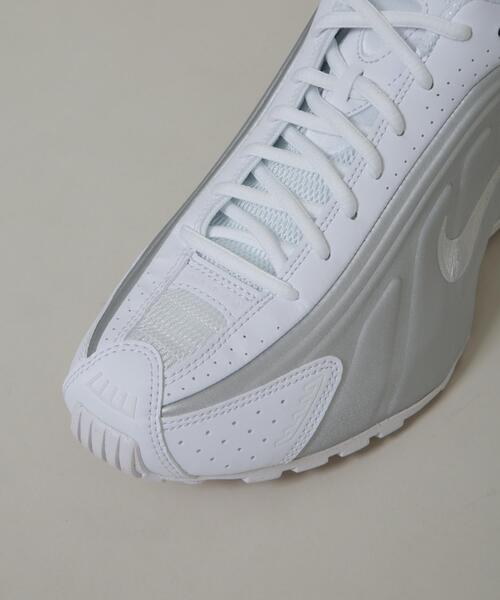NIKE(ナイキ)の「NIKE/ナイキ ショックス R4(スニーカー・メンズ・ブラック/ホワイト・27/26/28)」の14枚目の写真