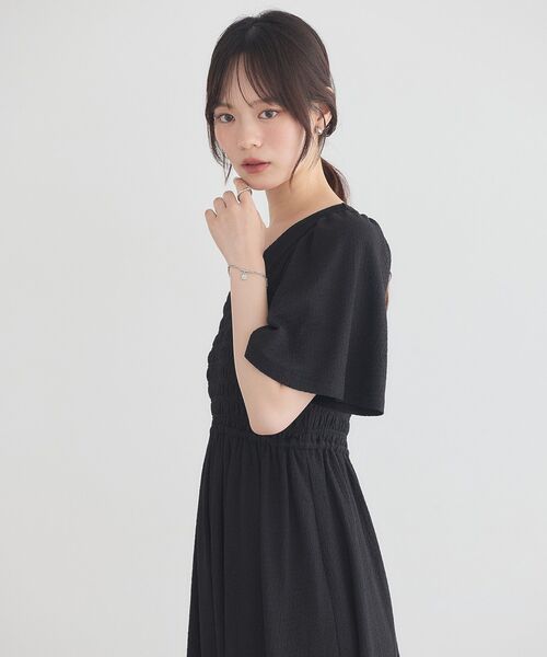 earth music&ecology(アースミュージックアンドエコロジー)の「シャーリングスクエアワンピース(ワンピース・レディース・ブラウン/ブラック・FREE)」の21枚目の写真