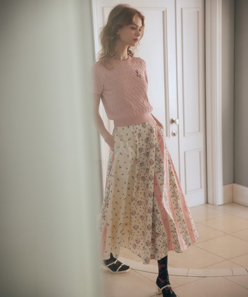 Cath Kidston(キャスキッドソン)の「ボリュームフレアスカート Garden Bouquet(スカート・レディース・アイボリー/サックスブルー/ネイビー・S/M)」の5枚目の写真