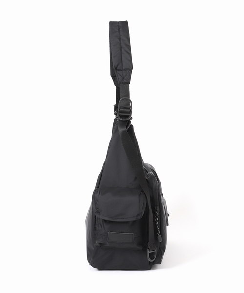 BAICYCLON by Bagjack(バイシクロン バイ バグジャック)の「BAICYCLON by bagjack 別注 マルチポケット ショルダーバッグ(ショルダーバッグ・メンズ・ブラック/ブラウン・FREE)」の17枚目の写真
