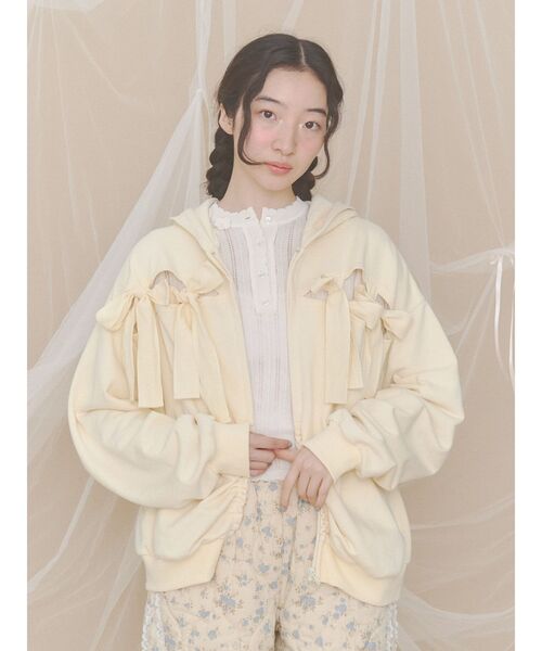merry jenny(メリージェニー)の「ribbon tie zipフーディー(パーカー・レディース・イエロー/グレー/ブラック・FREE)」の7枚目の写真