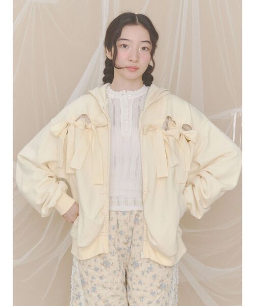 merry jenny(メリージェニー)の「ribbon tie zipフーディー(パーカー・レディース・イエロー/グレー/ブラック・FREE)」の8枚目の写真