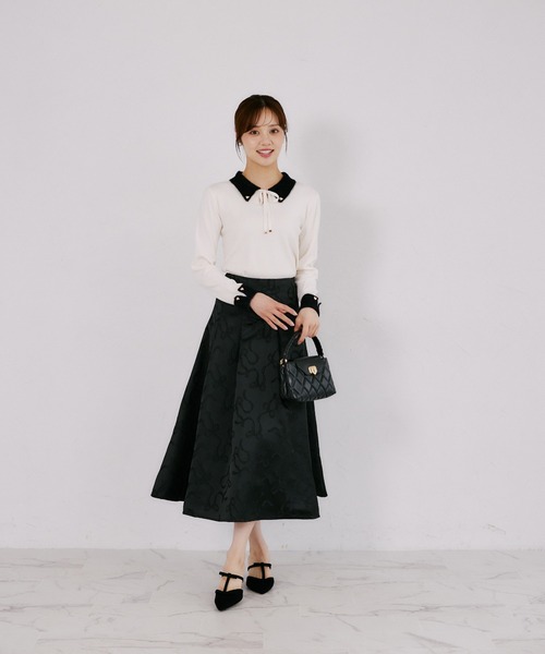 tocco closet(トッコ クローゼット)の「リボン付きフェザー配色ハート釦ニットプルオーバー(ニット/セーター・レディース・アイボリー/ブラウン系その他/ブラック・M)」の4枚目の写真