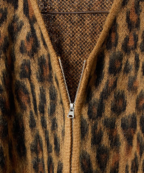 NUMBER (N)INE(ナンバーナイン)の「MOHAIR MIX KNIT LEOPARD JACQUARD ZIP-UP CARDIGAN / ウールモヘヤ ミックス ニット レオパード ジャガード ジップアップ カーディガン(カーディガン/ボレロ・メンズ・パープル/チャコール/マスタード・2/3/4)」の22枚目の写真