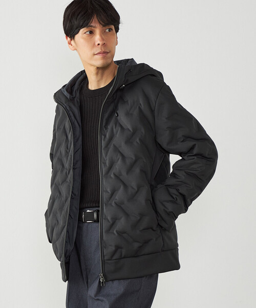 COMME CA ISM(コムサイズム)の「シームレスダウン フードブルゾン(ダウンジャケット/コート・メンズ・ホワイト/ブラック/チャコール・M/L)」の3枚目の写真