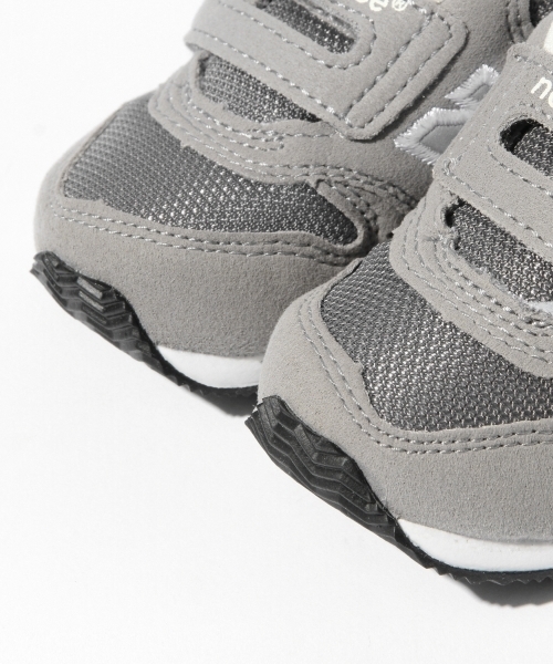 こども ビームス（コドモビームス）の「New Balance / New FS996 (12～16.5cm)（スニーカー・キッズ・ネイビー/グレー・12/12.5/15 /15.5/16.5/13/13.5/16/14.5/14）」の21枚目の写真