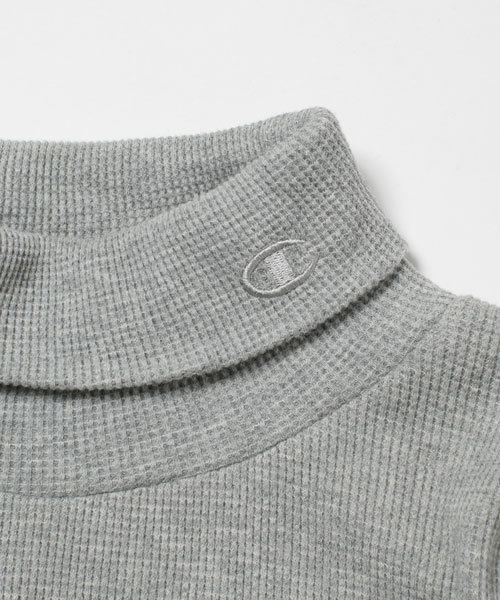 Champion(チャンピオン)の「Champion×Let it Ride/チャンピオンLIR別注タートルLS(Tシャツ/カットソー・メンズ・ネイビー/トップグレー/ブラック/ホワイト・SMALL/LARGE/X-LARGE/MEDIUM)」の7枚目の写真