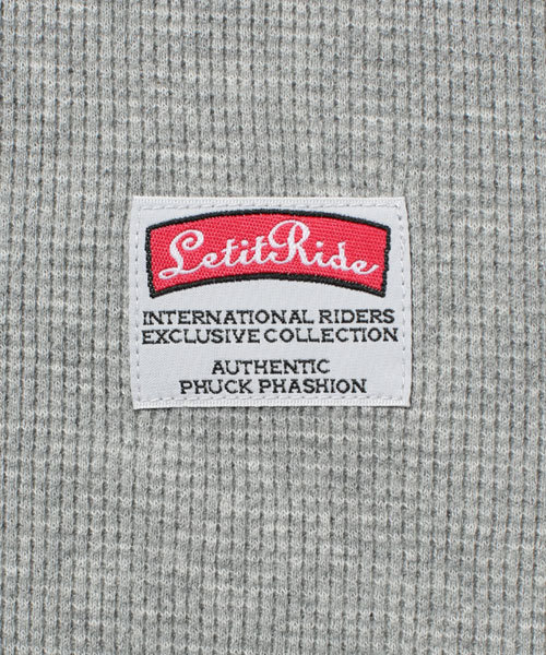 Champion(チャンピオン)の「Champion×Let it Ride/チャンピオンLIR別注タートルLS(Tシャツ/カットソー・メンズ・ネイビー/トップグレー/ブラック/ホワイト・SMALL/LARGE/X-LARGE/MEDIUM)」の9枚目の写真