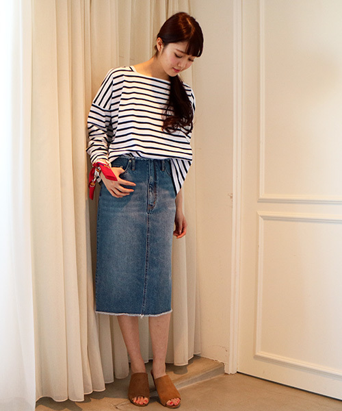 N.（N. Natural Beauty Basic）（エヌエヌナチュラルビューティーベーシック）の「【Ray　4月号掲載】ミディアムウエイトデニムスカート（デニムスカート・レディース・ホワイト/ブルー・MEDIUM/SMALL）」の22枚目の写真