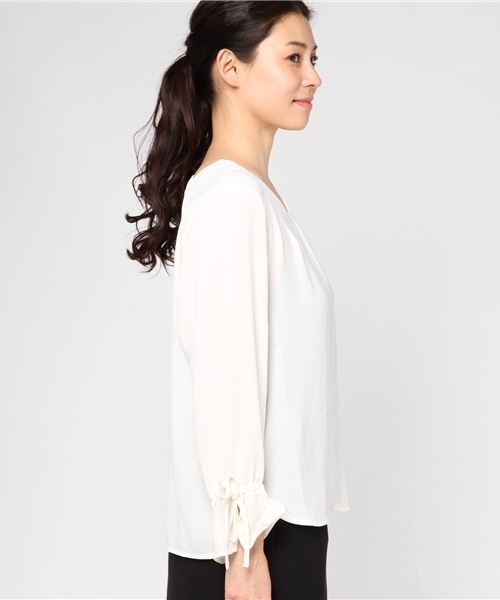 VENCEEXCHANGE（ヴァンスエクスチェンジ）の「バックカットアウトブラウス                 （シャツ/ブラウス・レディース・ホワイト/ピンク/マスタード・MEDIUM）」の5枚目の写真