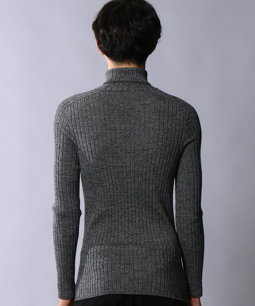 5351 POUR LES HOMMES（ゴーサンゴーイチプールオム）の「【定番/新色】ホールガーメンタートルネックニット（ニット/セーター・メンズ・ホワイト/レッド/ブルー/ホワイト×ブラック/ブラック・44/46/48）」の6枚目の写真