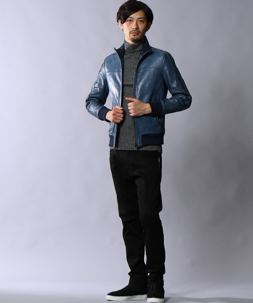 5351 POUR LES HOMMES（ゴーサンゴーイチプールオム）の「【定番/新色】ホールガーメンタートルネックニット（ニット/セーター・メンズ・ホワイト/レッド/ブルー/ホワイト×ブラック/ブラック・44/46/48）」の9枚目の写真