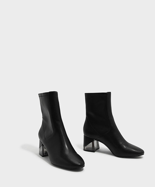 CHARLES & KEITH（チャールズ & キース）の「ルーサイトヒールカフブーツ / LUCITE HEEL CALF BOOTS（ブーツ・レディース・ブラック/グレー/パープル・22.5cm/23.5cm/23cm/24.5cm/25cm）」の22枚目の写真