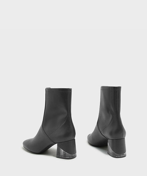 CHARLES & KEITH（チャールズ & キース）の「ルーサイトヒールカフブーツ / LUCITE HEEL CALF BOOTS（ブーツ・レディース・ブラック/グレー/パープル・22.5cm/23.5cm/23cm/24.5cm/25cm）」の21枚目の写真