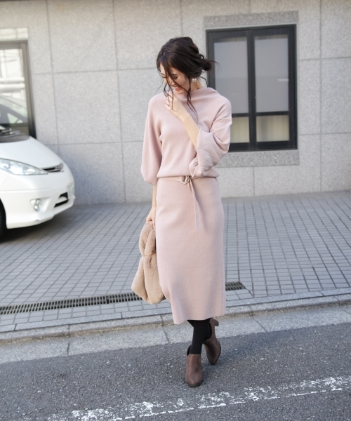 Andemiu（アンデミュウ）の「【ブラウンWEB限定】ベルトツキボトルネックワンピース（ワンピース・レディース・ブラック/グレー/その他/ピンク・FREE）」の21枚目の写真