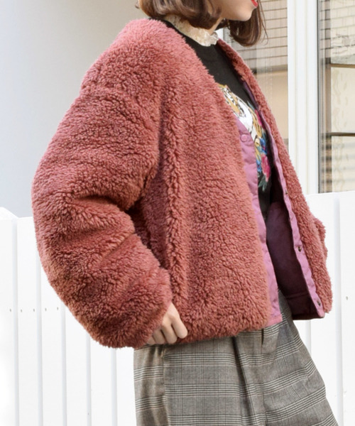 w closet（ダブルクローゼット）の「ボア×リップストップリバーシブルブルゾン（ブルゾン・レディース・カーキ/ピンク/キナリ・FREE）」の7枚目の写真