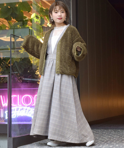 w closet（ダブルクローゼット）の「ボア×リップストップリバーシブルブルゾン（ブルゾン・レディース・カーキ/ピンク/キナリ・FREE）」の14枚目の写真