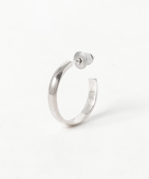 SunKu（サンク）の「SILVER LARGE HOOP PIERCE / ROUND(シルバー ラージ フープ ピアス/ラウンド)（ピアス（片耳用）・メンズ・シルバー・FREE）」の6枚目の写真
