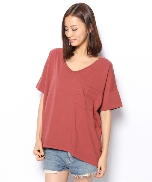 Ray BEAMS（レイビームス）の「SKARGORN / ポケット付 Tシャツ（Tシャツ/カットソー・レディース・ホワイト/インディゴブルー/ブラック/レッド系その他/ネイビー・SMALL/ONE SIZE）」の5枚目の写真